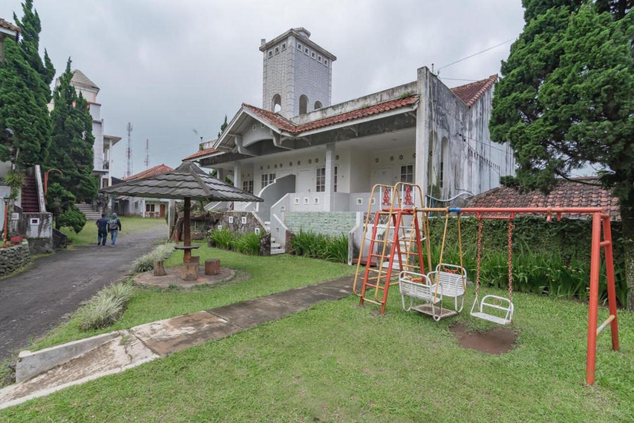 Hotel Puspa Sari Redpartner Ciater Exterior foto
