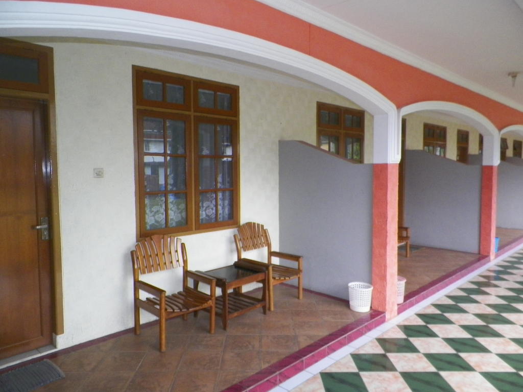 Hotel Puspa Sari Redpartner Ciater Zimmer foto